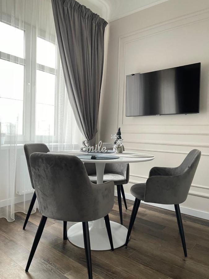 Von Cruss Apartments In לבוב מראה חיצוני תמונה