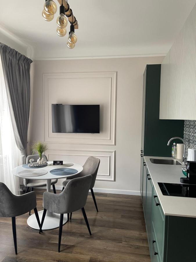 Von Cruss Apartments In לבוב מראה חיצוני תמונה